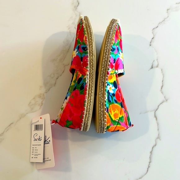 Sea Star Beachwear Floral Beachcomber Espadrille Water Shoe NEW